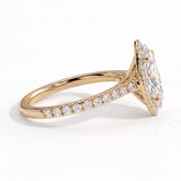 Marquise lab-grown diamond halo engagement ring in 14K (585) yellow gold, detail view 