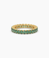 Helene round green gemstone eternity ring in 585 yellow gold, front view 