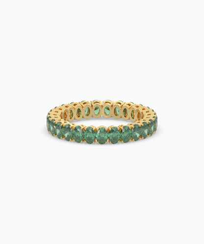 Helene round green gemstone eternity ring in 585 yellow gold, front view 