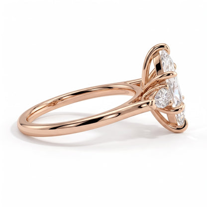 Marquise lab-grown diamond three-stone engagement ring in 14K (585) rose gold, detail view 