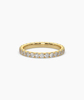 Aurora round lab-grown diamond eternity ring 2.5 mm in 750 yellow gold, front view 