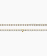 Aurelia Tennisarmband mit Labordiamanten im Smaragdschliff aus 585 Gelbgold, flach liegend, ganze Länge 