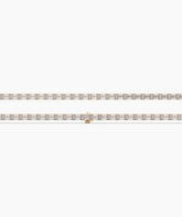 Aurelia Tennisarmband mit Labordiamanten im Smaragdschliff aus 585 Roségold, flach liegend, ganze Länge 