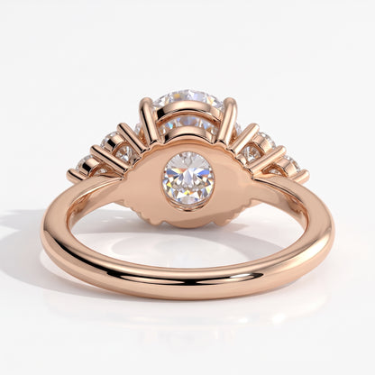 Round lab-grown diamond halo engagement ring in 14K (585) rose gold, on white background 