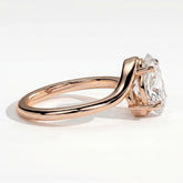 Oval lab-grown diamond solitaire engagement ring in 14K (585) rose gold, detail view 