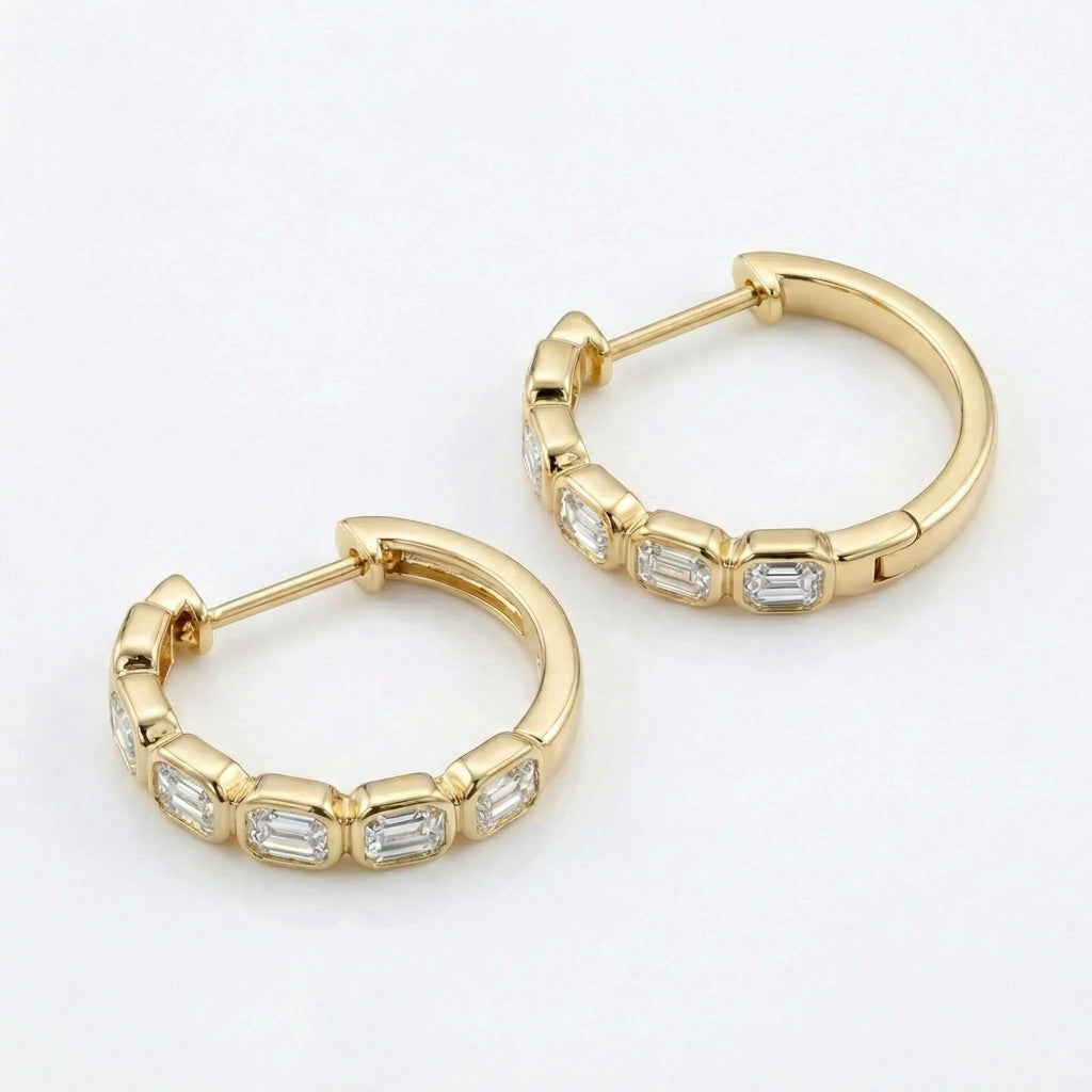 Philippa Zargen-Creolen mit Smaragdschliff-Diamanten │ Ø 19 mm