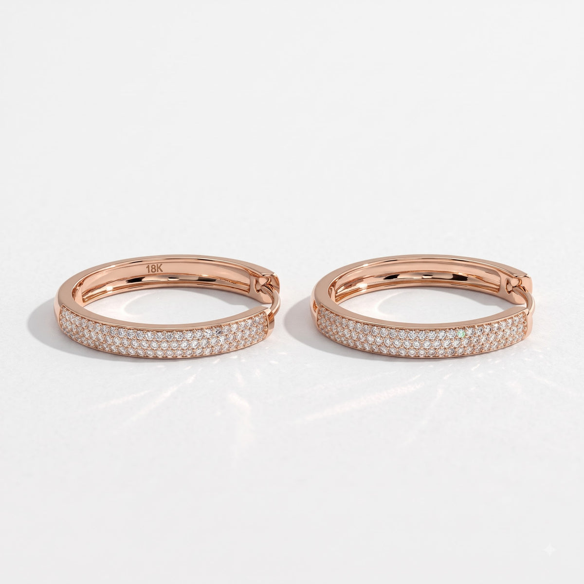 Mirella dreireihige Pavé-Diamant-Creolen │ Ø 17 mm