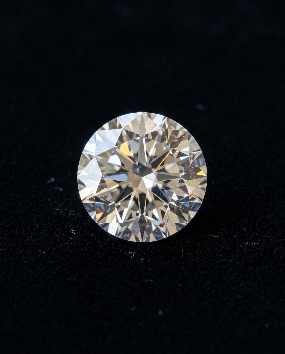 Brilliance of a round diamond | BEUSÉA