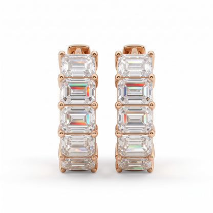 Athena East-West Huggie-Creolen mit Diamanten im Smaragdschliff │ Ø 10 mm