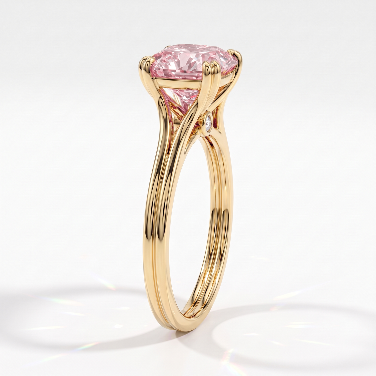 Fancy Vivid Pink cushion lab-grown diamond split shank ring in 14K (585) yellow gold, side profile 
