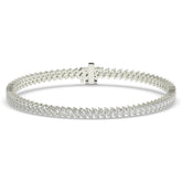 Aline Tennisarmband mit Labordiamanten im Marquiseschliff (schräg gesetzt) aus 585 Weißgold, Vorderansicht 