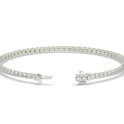 Ella Tennisarmband mit Labordiamanten im Brillantschliff aus 585 Weißgold, Verschluss geöffnet, Detailansicht 