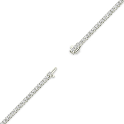 Ella Tennisarmband mit Labordiamanten im Brillantschliff aus 585 Weißgold, volle Länge, Diagonalansicht 