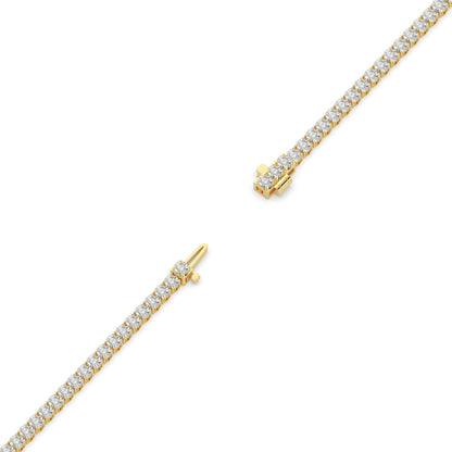 Ella Tennisarmband mit Labordiamanten im Brillantschliff aus 585 Gelbgold, volle Länge, Diagonalansicht 