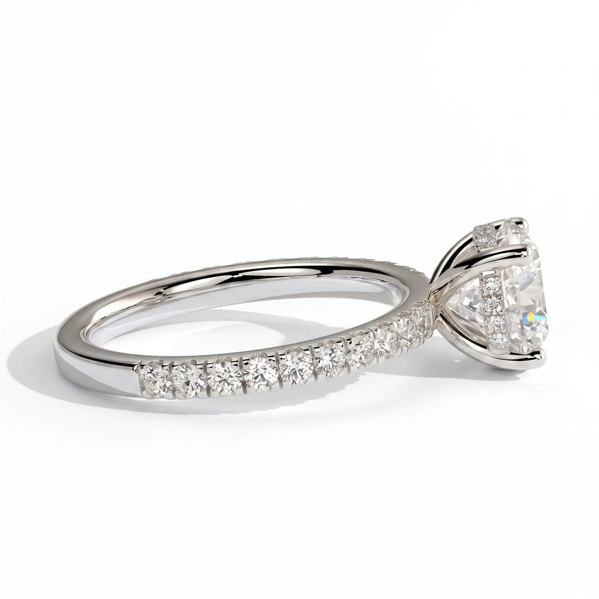 Round lab-grown diamond halo engagement ring in 18K (750) white gold, detail view 