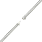 Gwen Tennisarmband mit Labordiamanten im Smaragdschliff aus 585 Weißgold, volle Länge, Diagonalansicht 