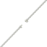 Hermine Tennisarmband mit Labordiamanten im Tropfenschliff aus 585 Weißgold, volle Länge, Diagonalansicht 