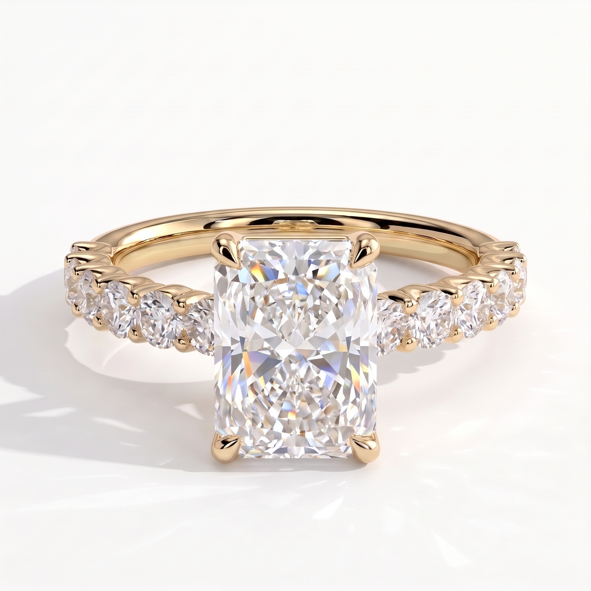 Frieda Radiant Solitaire Ring 585 Yellow Gold front 