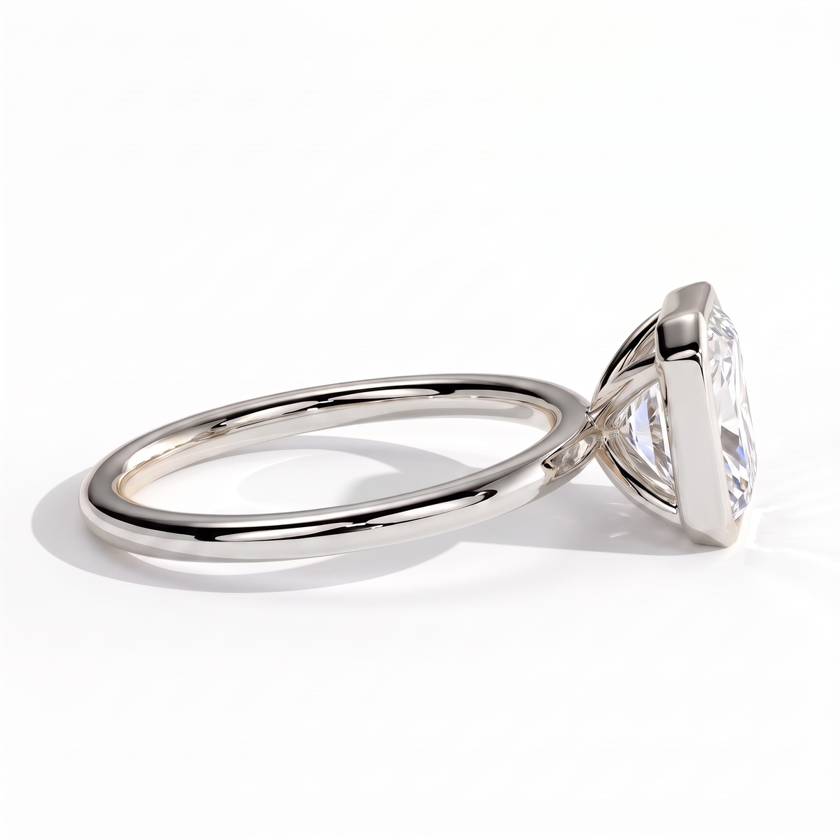 Thalia Radiant Bezel Ring 750 White Gold side view 