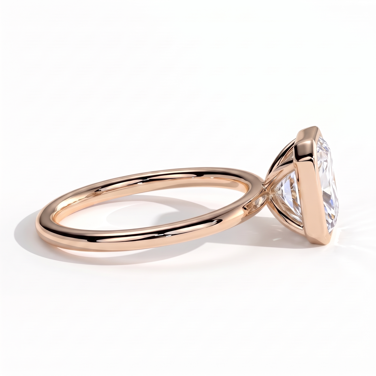 Thalia Radiant Bezel Ring 750 Rose Gold side view 