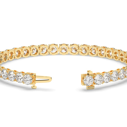 Ilona Tennisarmband mit Labordiamanten im Brillantschliff aus 585 Gelbgold, Verschluss geöffnet, Detailansicht 