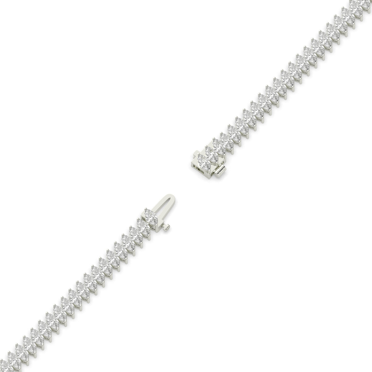 Imke Tennisarmband mit Labordiamanten im Marquiseschliff (schräg gesetzt) aus 585 Weißgold, volle Länge, Diagonalansicht 