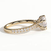 Round lab-grown diamond halo engagement ring in 14K (585) yellow gold, detail view 