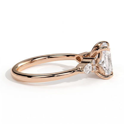 Elongated Cushion lab-grown diamond halo engagement ring in 18K (750) rose gold, detail view 