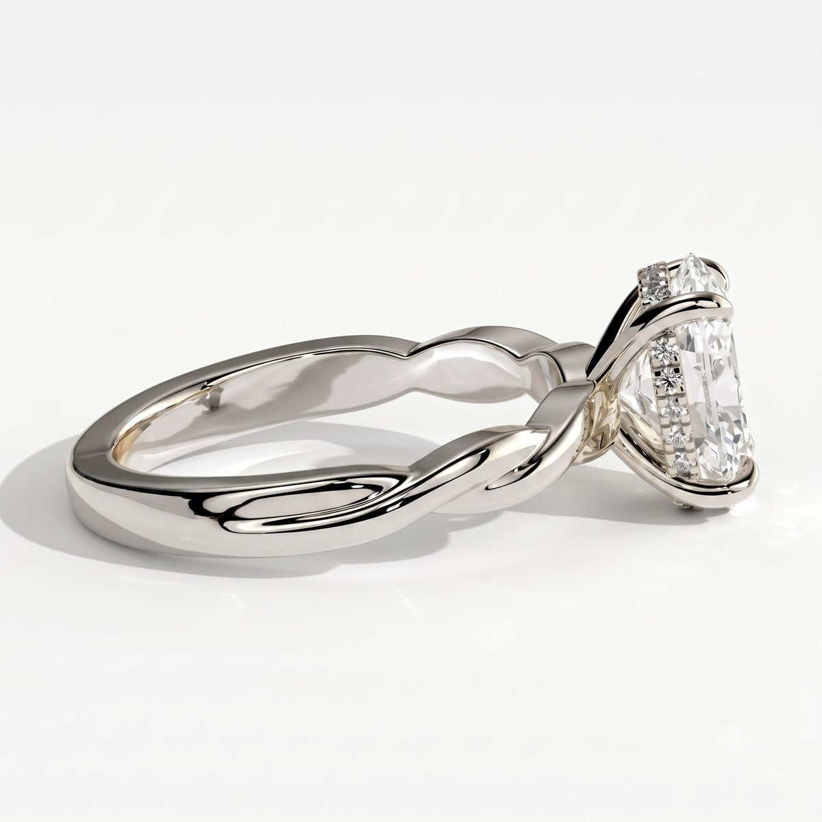 Oval lab-grown diamond solitaire engagement ring in 950 platinum, detail view 