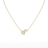 Maëlle Toi-et-Moi-Halskette mit Labordiamanten im Marquise- und Tropfenschliff aus 585 Gelbgold, Vorderansicht 