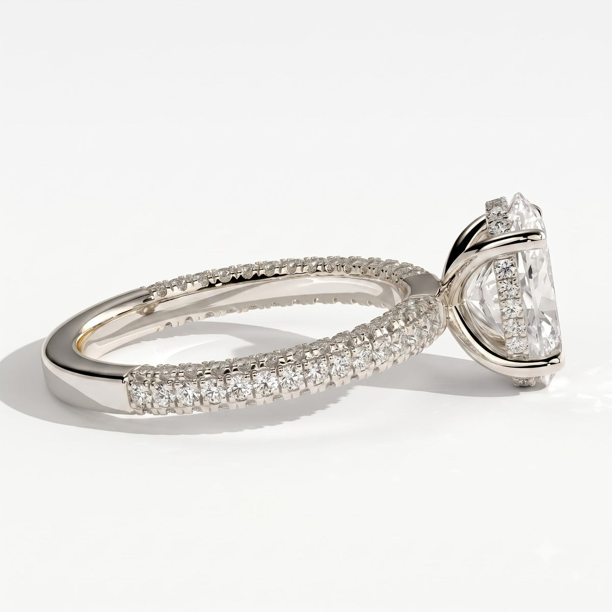 Oval lab-grown diamond halo engagement ring in 14K (585) white gold, detail view 
