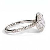 Oval lab-grown diamond halo engagement ring in 14K (585) white gold, detail view 