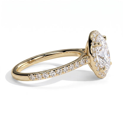 Oval lab-grown diamond halo engagement ring in 18K (750) yellow gold, detail view 