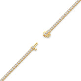 Pia Tennisarmband mit Labordiamanten im Brillantschliff aus 585 Gelbgold, volle Länge, Diagonalansicht 