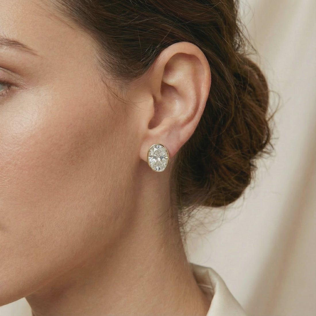 Monique Oval Stud Earring