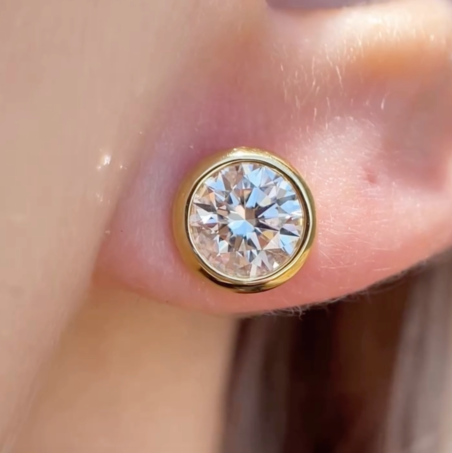 Cleo Round Stud Earring