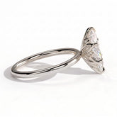 Marquise lab-grown diamond solitaire engagement ring in 18K (750) white gold, detail view 