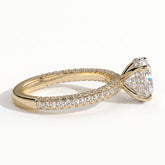 Round lab-grown diamond halo engagement ring in 14K (585) yellow gold, detail view 