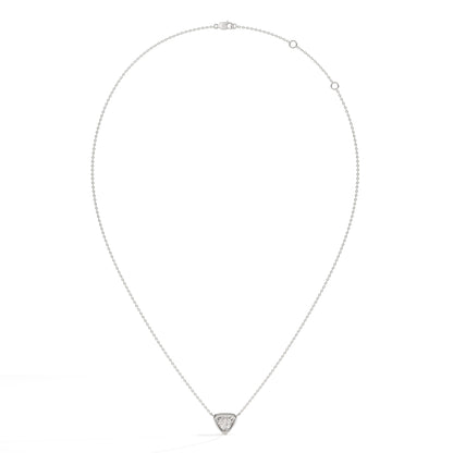 Thea Zargen-Halskette mit Labordiamanten im Trillionschliff aus 585 Weißgold, Ansicht der ganzen Kette 