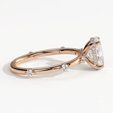 Oval lab-grown diamond halo engagement ring in 14K (585) rose gold, detail view 