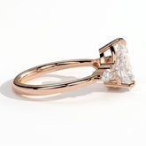 Pear lab-grown diamond halo engagement ring in 14K (585) rose gold, detail view 