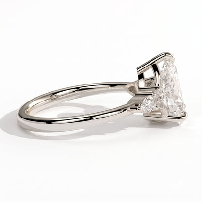 Pear lab-grown diamond halo engagement ring in 950 platinum, detail view 